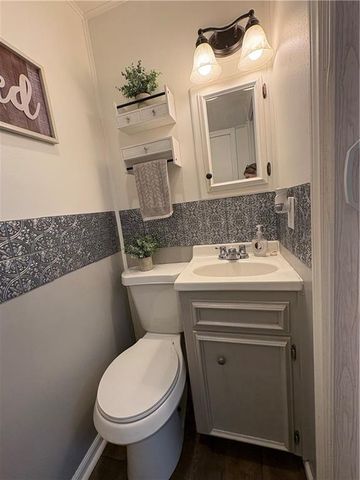 403 E Walnut Street, Drexel, MO 64742