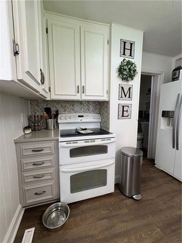 403 E Walnut Street, Drexel, MO 64742