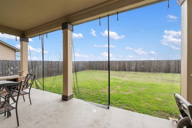 316 Carrington ST, Hutto, TX 78634