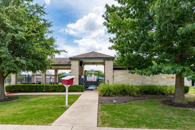 316 Carrington ST, Hutto, TX 78634