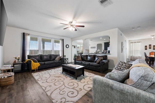 316 Carrington ST, Hutto, TX 78634