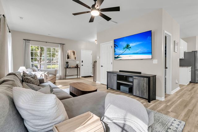 8642 Coppergrove Drive, North Charleston, SC 29420