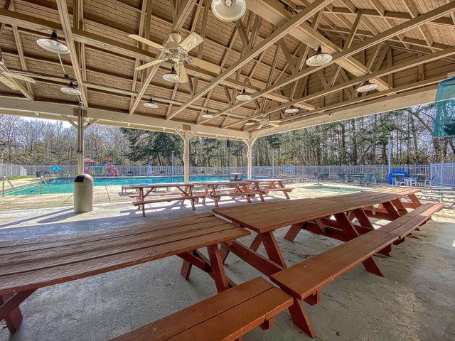 8642 Coppergrove Drive, North Charleston, SC 29420
