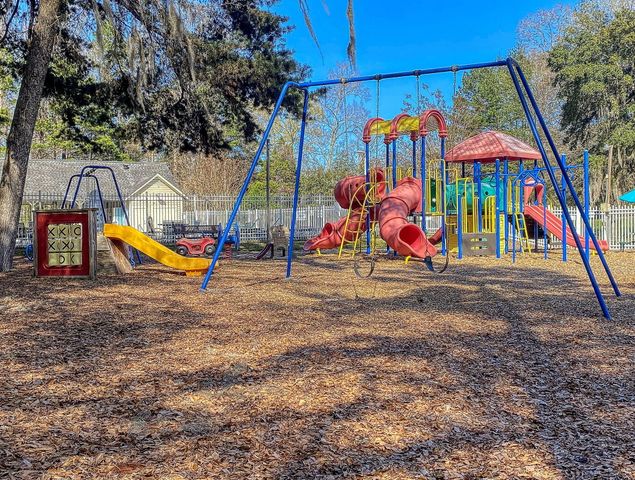 8642 Coppergrove Drive, North Charleston, SC 29420