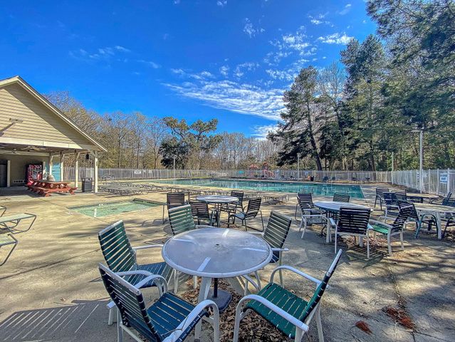 8642 Coppergrove Drive, North Charleston, SC 29420