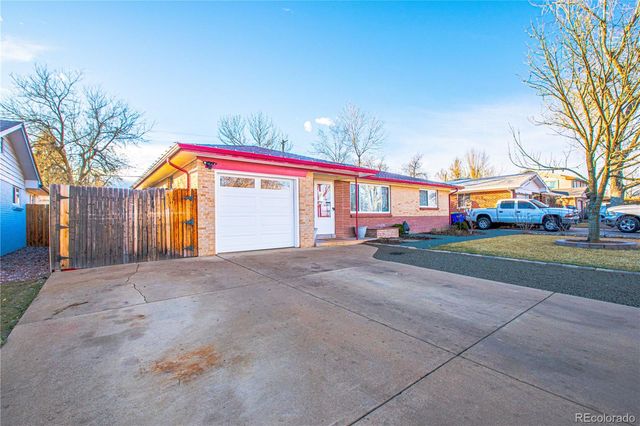 1543 S Benton Street, Lakewood, CO 80232