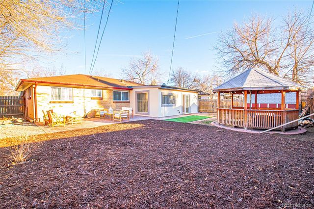 1543 S Benton Street, Lakewood, CO 80232