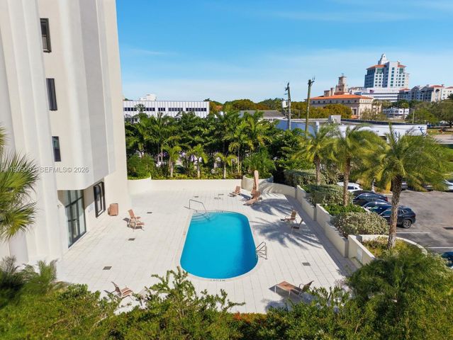 441 Valencia Ave 302, Coral Gables, FL 33134