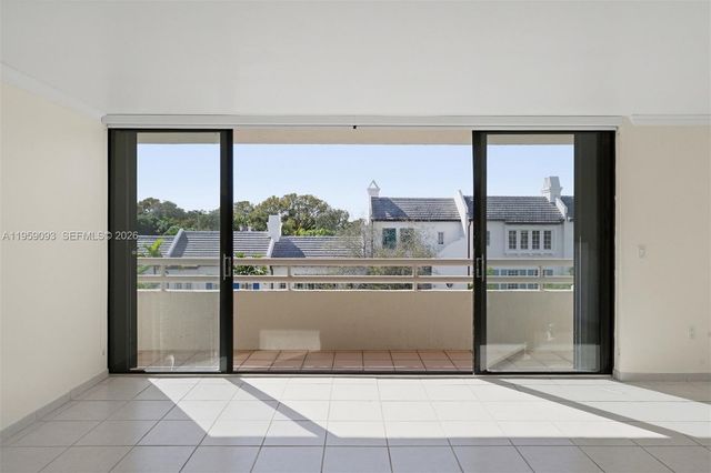 441 Valencia Ave 302, Coral Gables, FL 33134