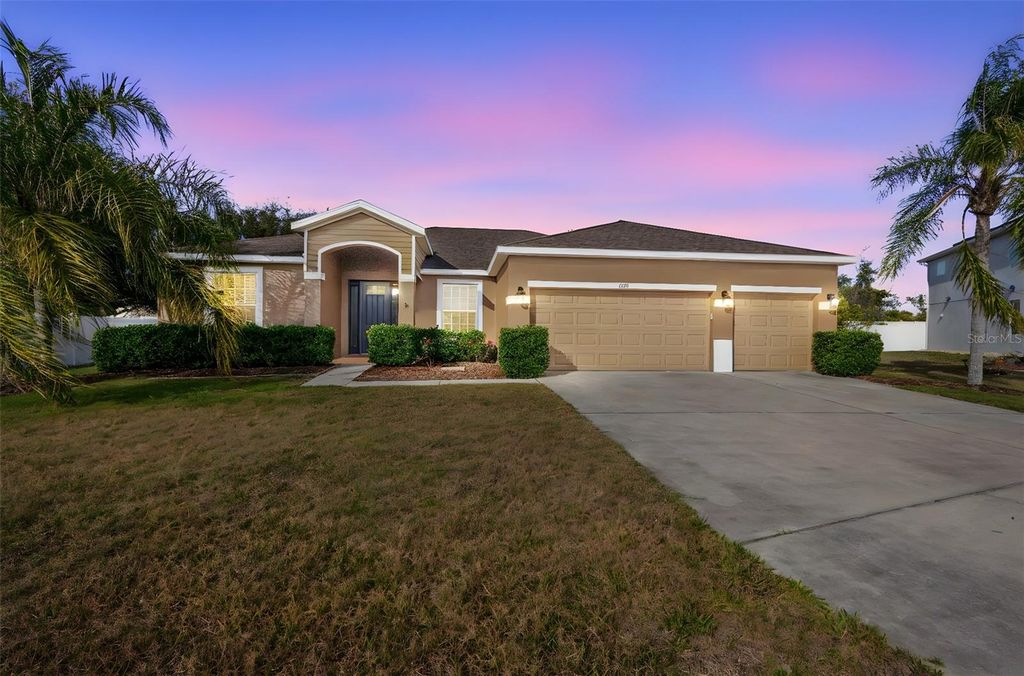 Image 48 of property listing at 1451 DAYSTAR LANE, Deltona, FL 32725