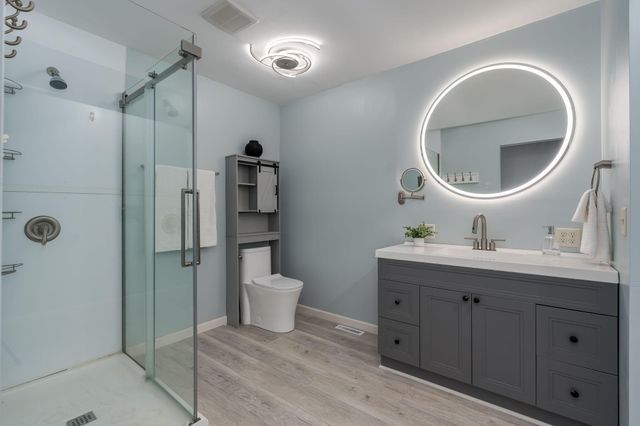 1607 Pleasant View Drive, North Mankato, MN 56003