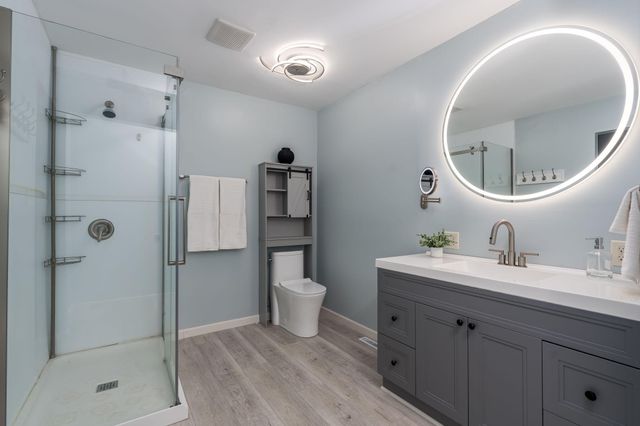 1607 Pleasant View Drive, North Mankato, MN 56003