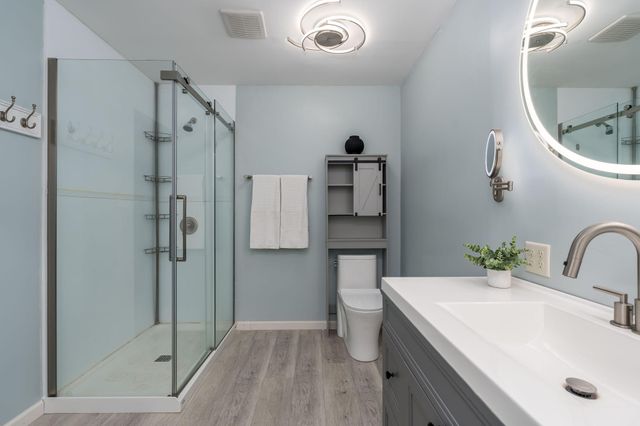 1607 Pleasant View Drive, North Mankato, MN 56003