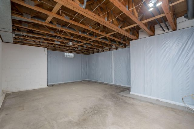 1607 Pleasant View Drive, North Mankato, MN 56003