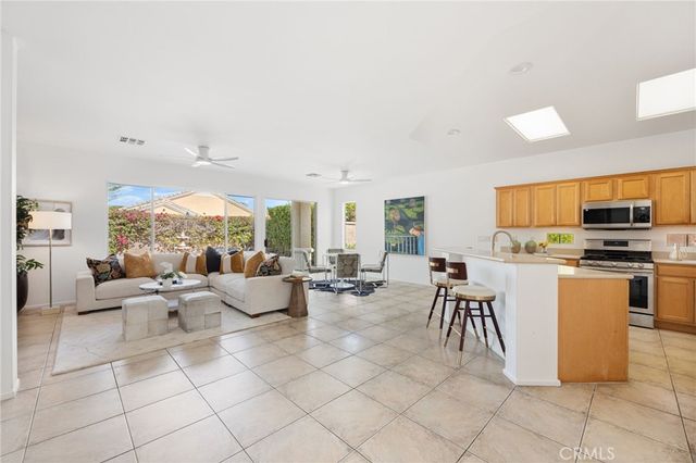 78878 Cadence Lane, Palm Desert, CA 92211