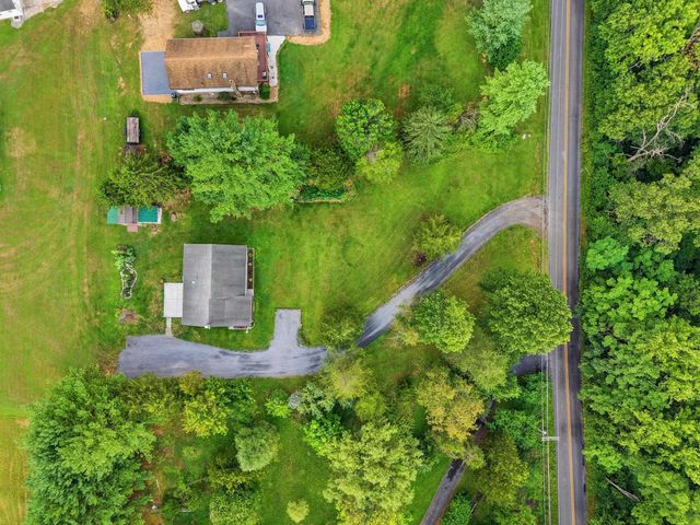 2756 RIDGE HOLLOW RD, Edinburg, VA 22824