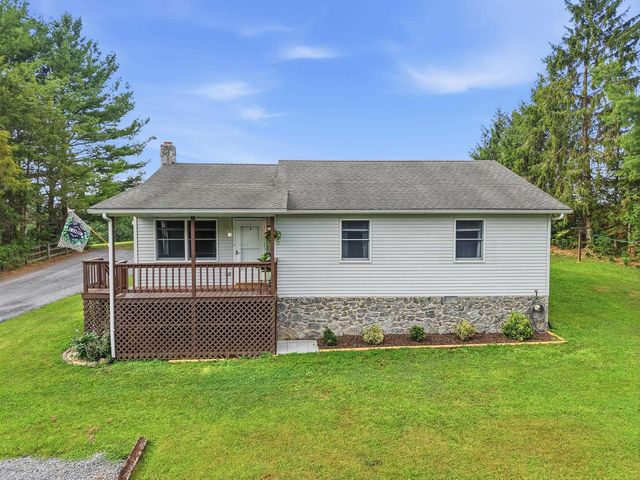 2756 RIDGE HOLLOW RD, Edinburg, VA 22824
