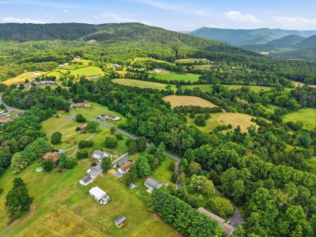 2756 RIDGE HOLLOW RD, Edinburg, VA 22824