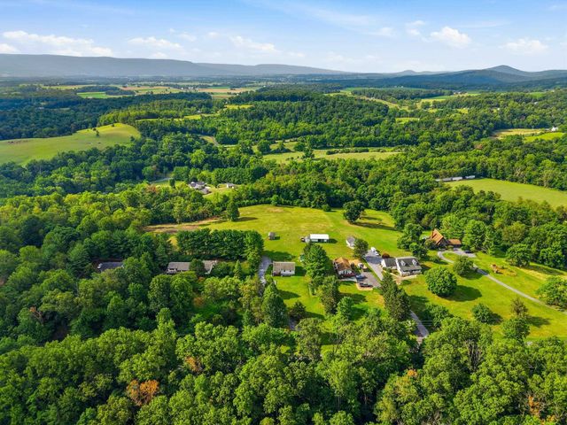 2756 RIDGE HOLLOW RD, Edinburg, VA 22824