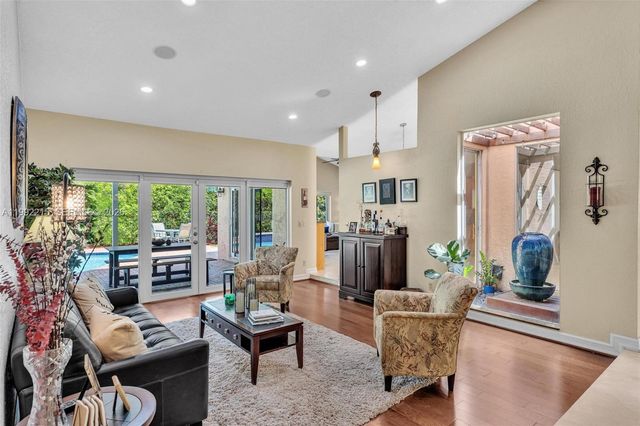 3423 Amsterdam Ave, Cooper City, FL 33026