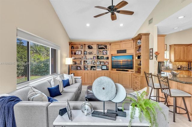 3423 Amsterdam Ave, Cooper City, FL 33026