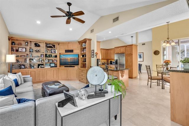 3423 Amsterdam Ave, Cooper City, FL 33026