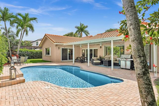 3423 Amsterdam Ave, Cooper City, FL 33026