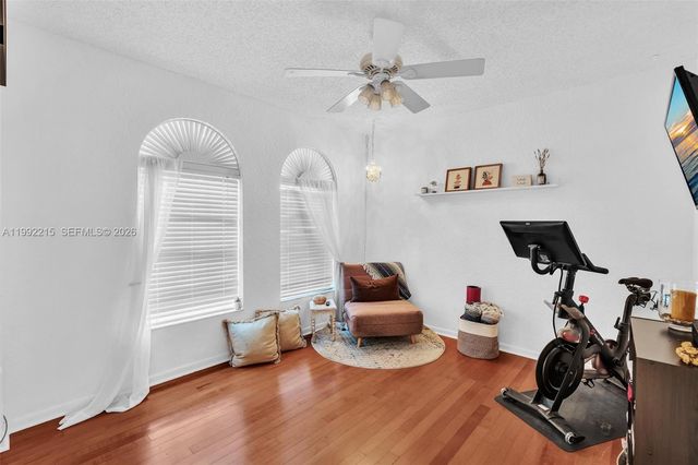 3423 Amsterdam Ave, Cooper City, FL 33026