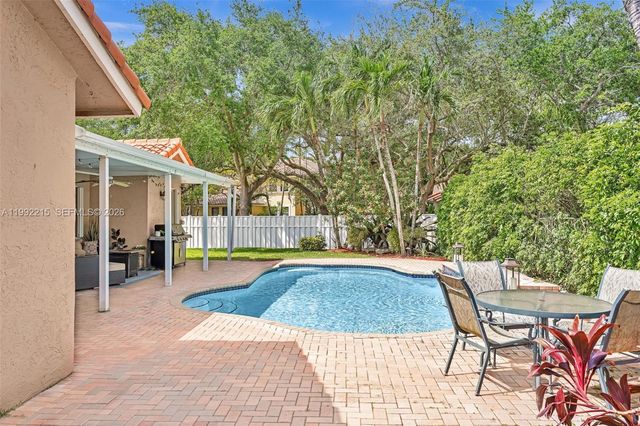 3423 Amsterdam Ave, Cooper City, FL 33026