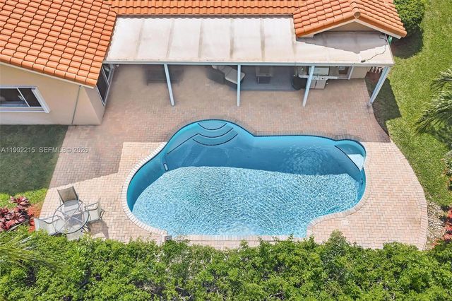 3423 Amsterdam Ave, Cooper City, FL 33026