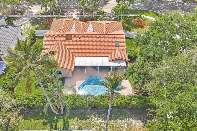 3423 Amsterdam Ave, Cooper City, FL 33026