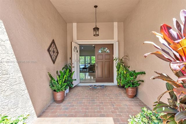 3423 Amsterdam Ave, Cooper City, FL 33026