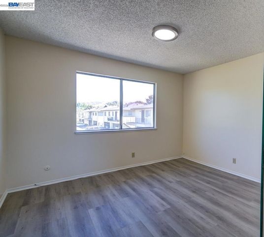 34848 Starling Drive 4, Union City, CA 94587