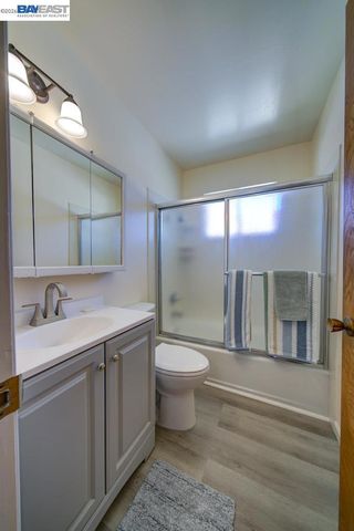 34848 Starling Drive 4, Union City, CA 94587