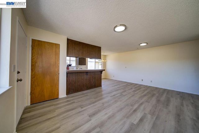 34848 Starling Drive 4, Union City, CA 94587