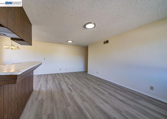 34848 Starling Drive 4, Union City, CA 94587