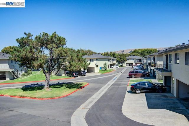 34848 Starling Drive 4, Union City, CA 94587