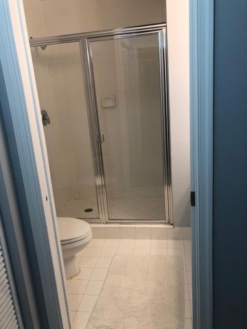 4856 N State Road 7 1304, Coconut Creek, FL 33073