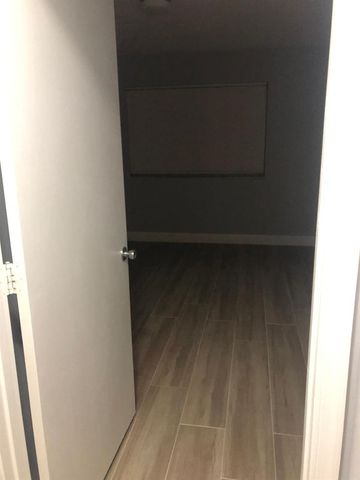 4856 N State Road 7 1304, Coconut Creek, FL 33073