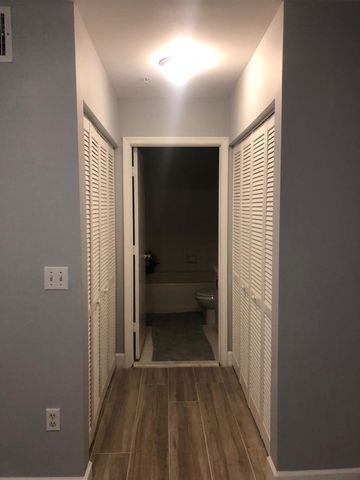 4856 N State Road 7 1304, Coconut Creek, FL 33073