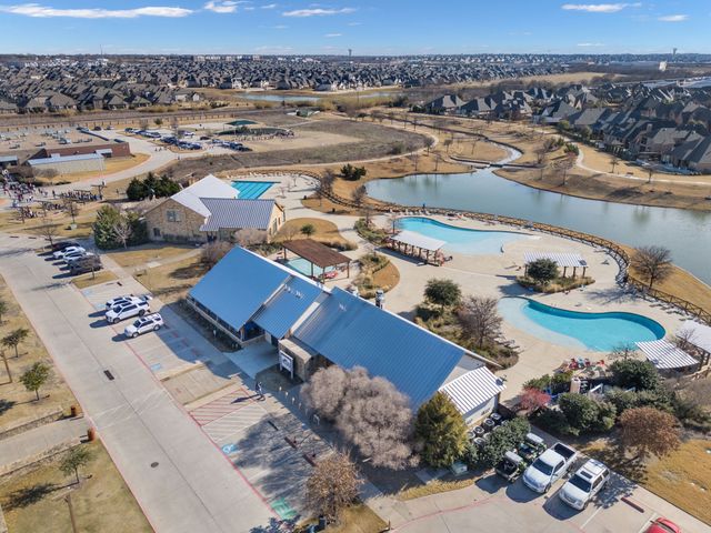 1318 Cottonwood Drive, Celina, TX 75009