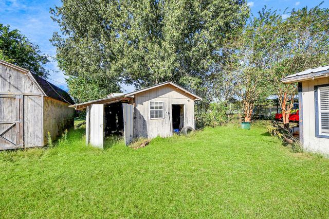 591 Hay Meadow Lane, Shepherd, TX 77371