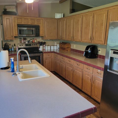 591 Hay Meadow Lane, Shepherd, TX 77371