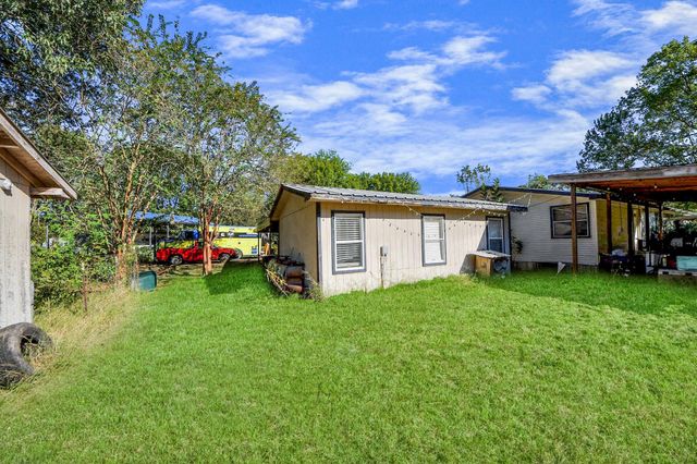 591 Hay Meadow Lane, Shepherd, TX 77371