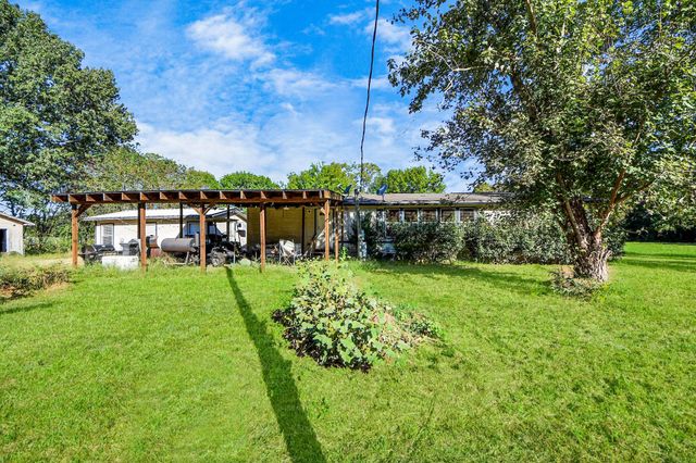 591 Hay Meadow Lane, Shepherd, TX 77371