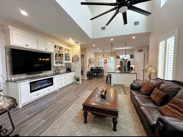 111 Benjis Place, Spring, TX 77380