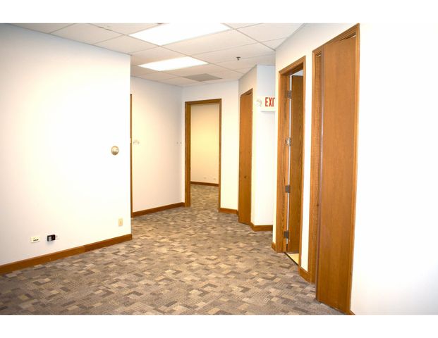 415 Washington Street 109, Waukegan, IL 60085