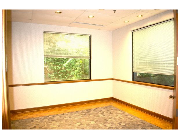 415 Washington Street 109, Waukegan, IL 60085