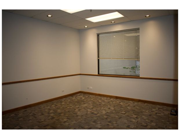 415 Washington Street 109, Waukegan, IL 60085