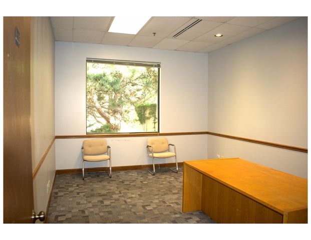 415 Washington Street 109, Waukegan, IL 60085